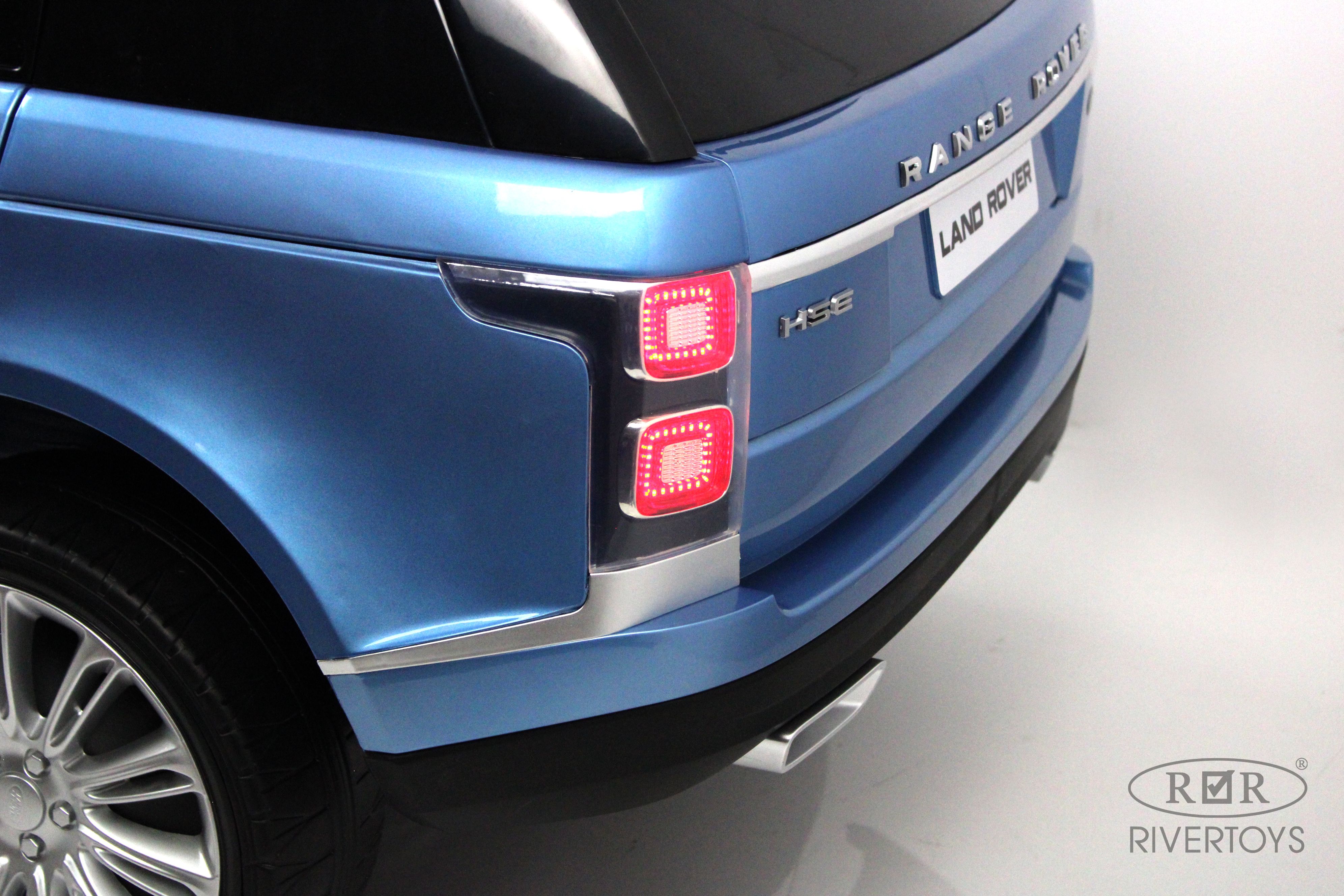 Купить Детский электромобиль RIVERTOYS Range Rover HSE 4WD Y222YY