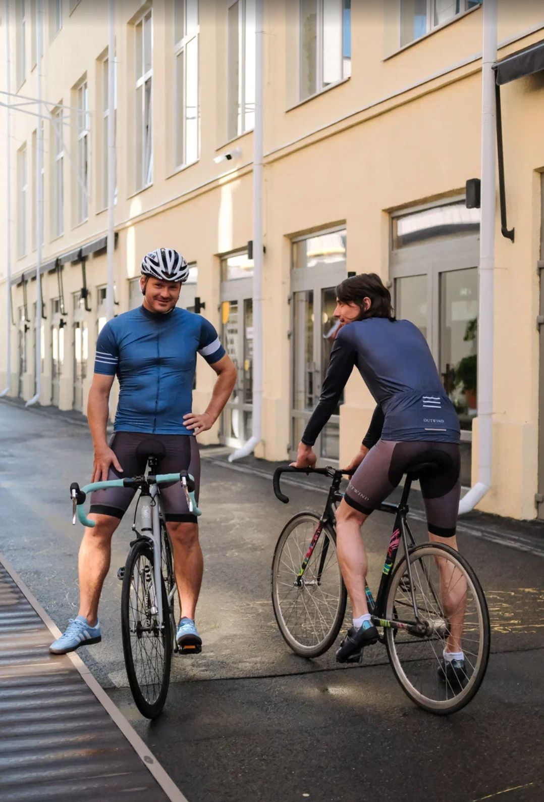 Купить Комбинезон OUTWIND Gravity, джерси + велошорты