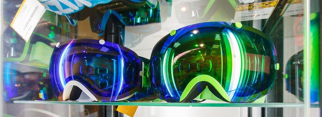 Очки для сноуборда и горных лыж Очки для сноуборда и горных лыж